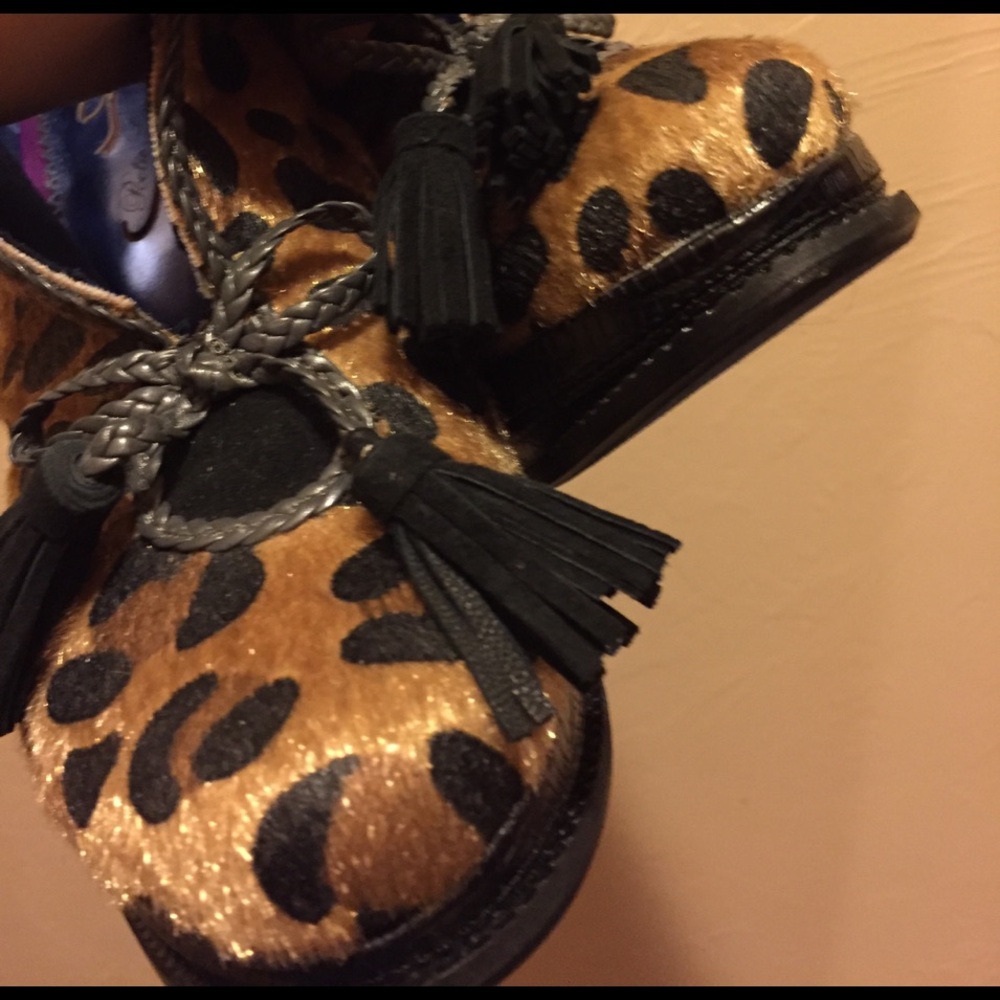 Leopard Print Tassel Booties - image 8